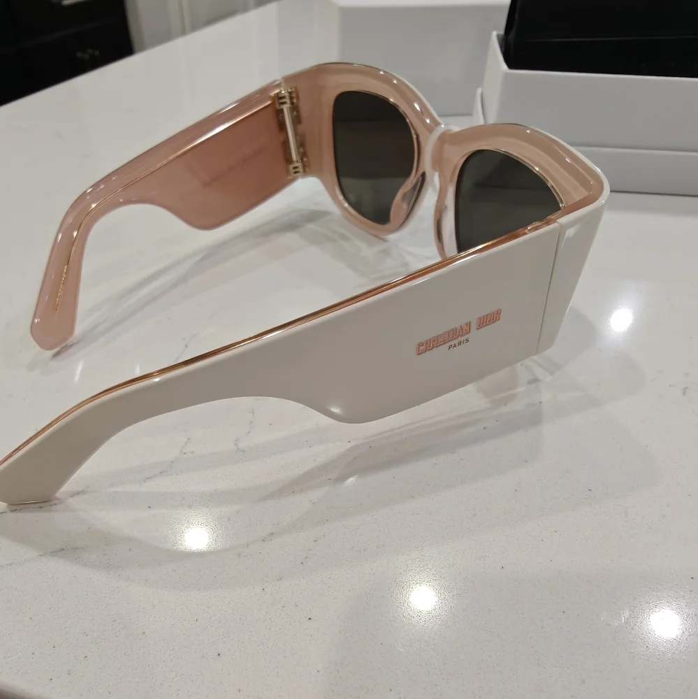 NEW DIOR Sunglasses